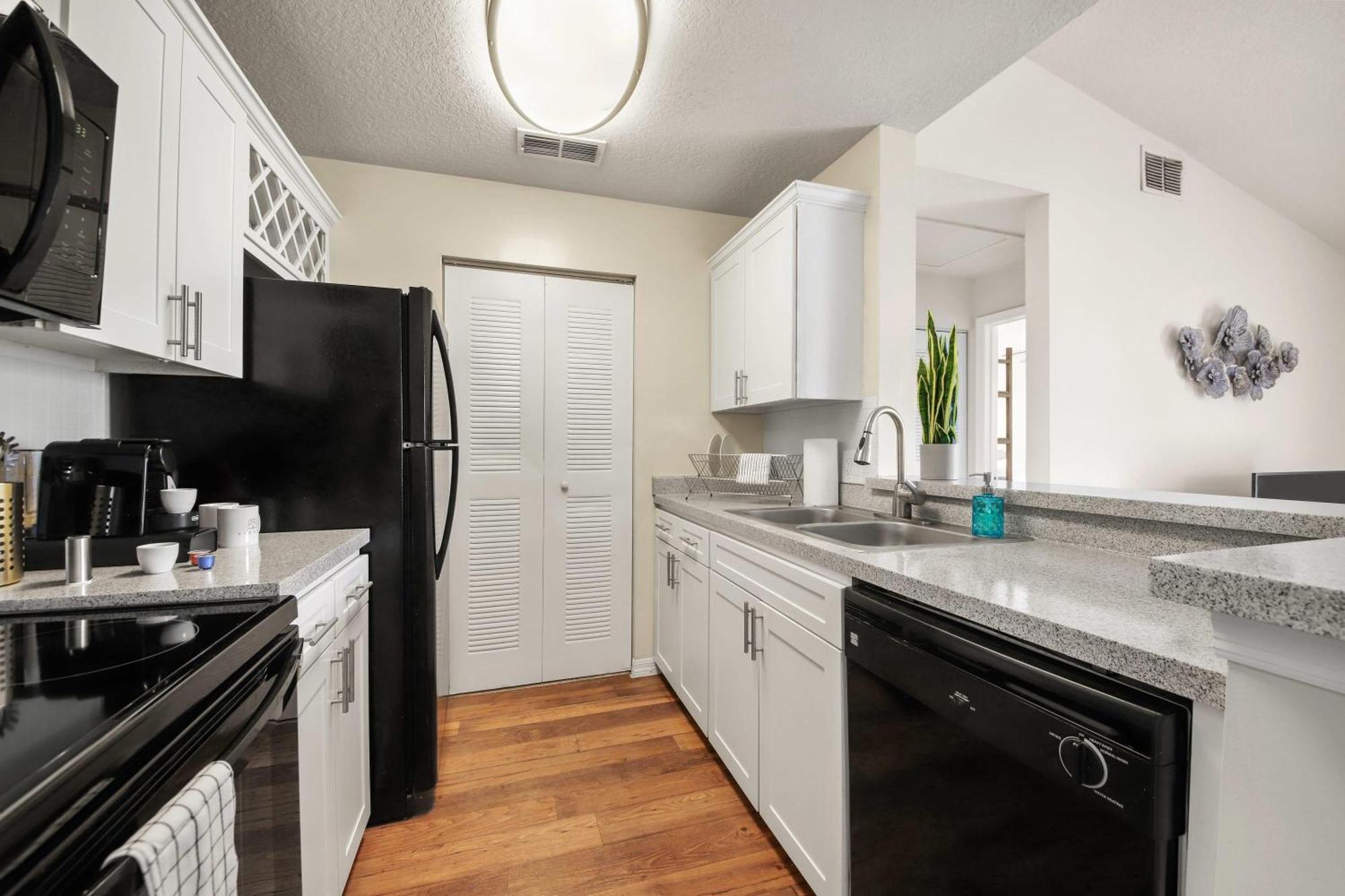 Beautiful 2Br W Balcony Pool Gym Tennis Bradenton Bagian luar foto